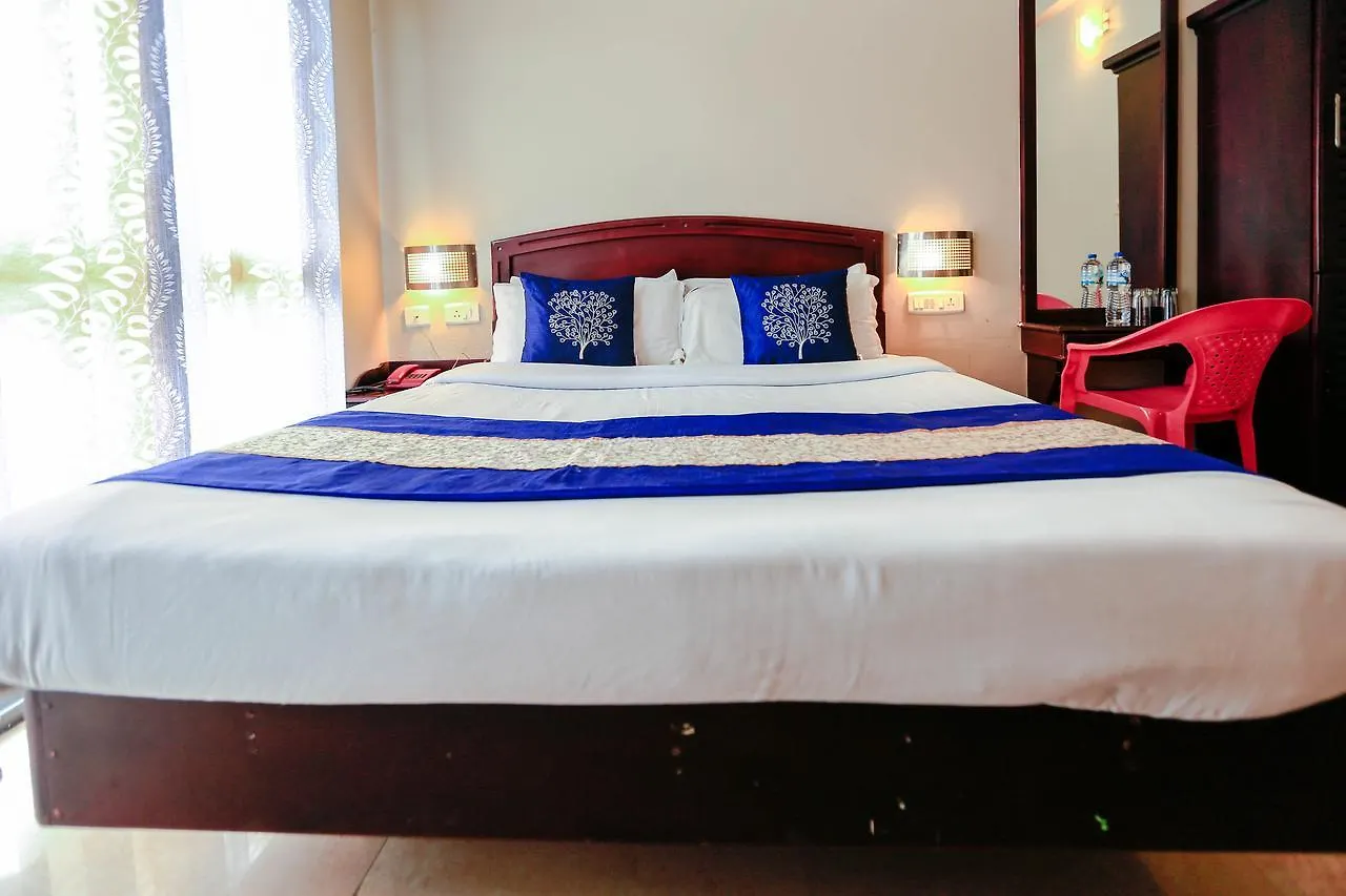 Oyo 4559 Meghdoot Resorts 蒙纳 3*,  印度